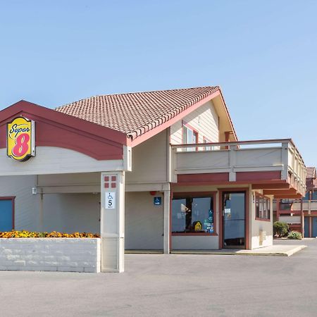 Super 8 By Wyndham Fort Bragg Eksteriør bilde