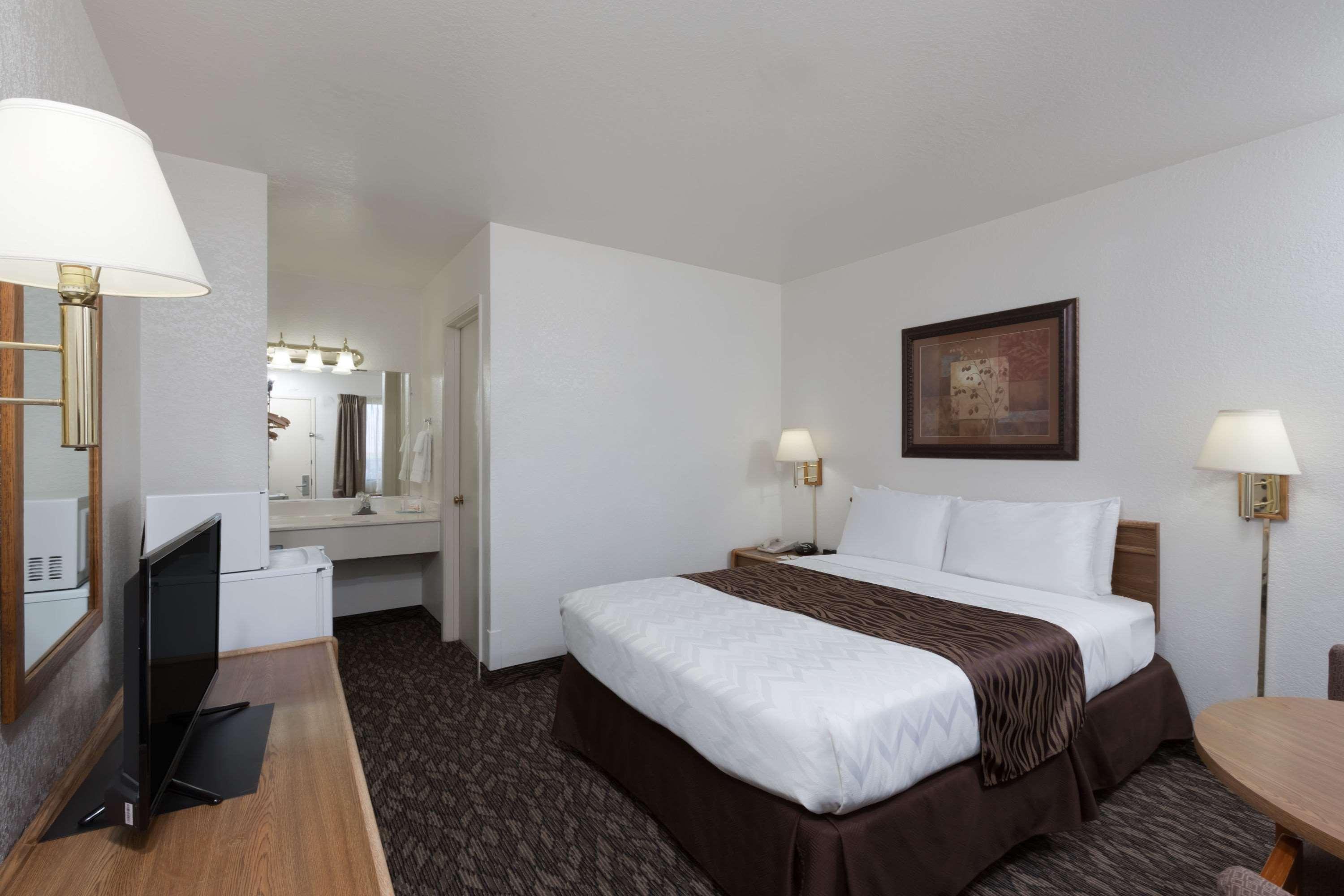 Super 8 By Wyndham Fort Bragg Eksteriør bilde